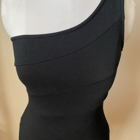 Black Soprano One Shoulder Body-con/Stretchy Mini Dress with detailing - Picture 7 of 8